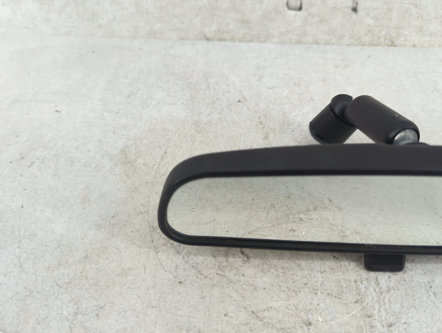 2001-2016 Ford Escape Interior Rear View Mirror Replacement OEM P/N:011581 Fits OEM Used Auto Parts - Oemusedautoparts1.com