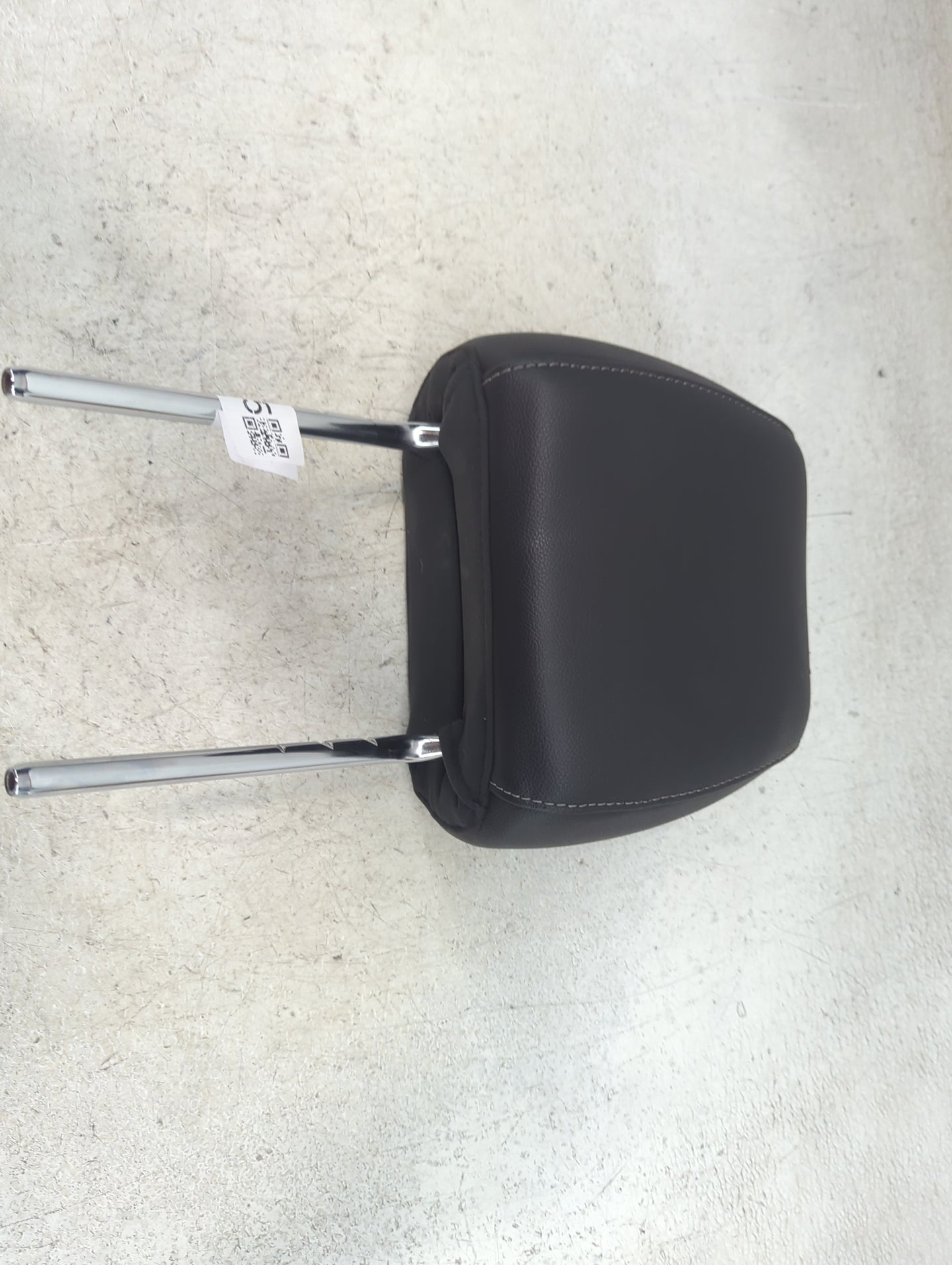 2013-2015 Ford Escape Headrest Head Rest Front Driver Passenger Seat Fits Fits 2013 2014 2015 OEM Used Auto Parts - Oemuseda