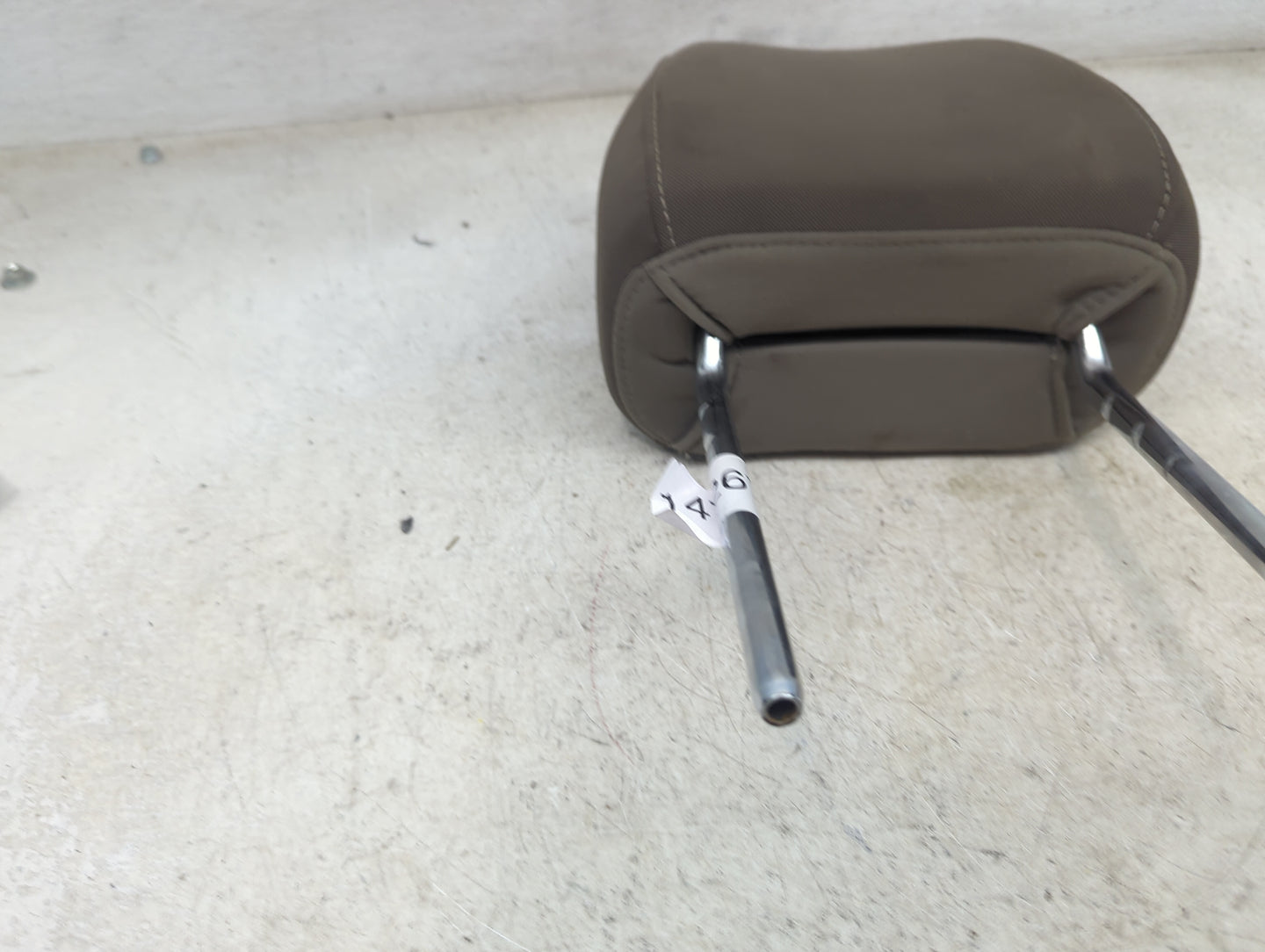 2013 Ford Escape Headrest Head Rest Front Passenger Seat Tan 1472678 - Oemusedautoparts1.com