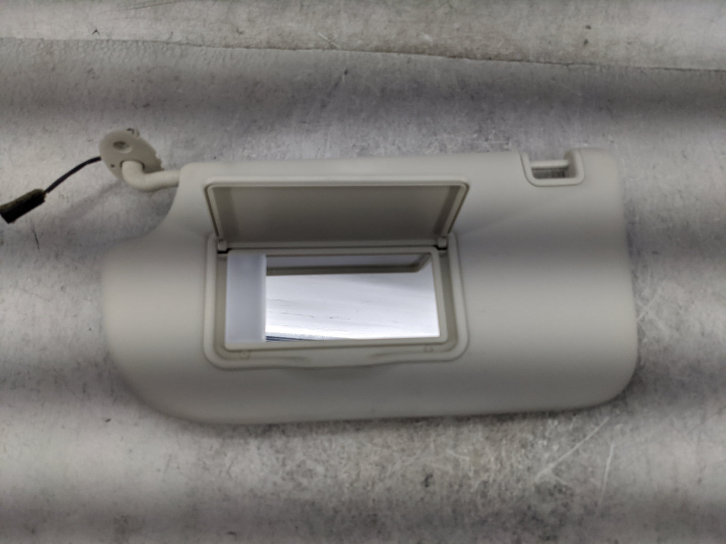 2013-2019 Ford Escape Sun Visor Shade Replacement Driver Left Mirror Fits Fits 2013 2014 2015 2016 2017 2018 2019 OEM Used A