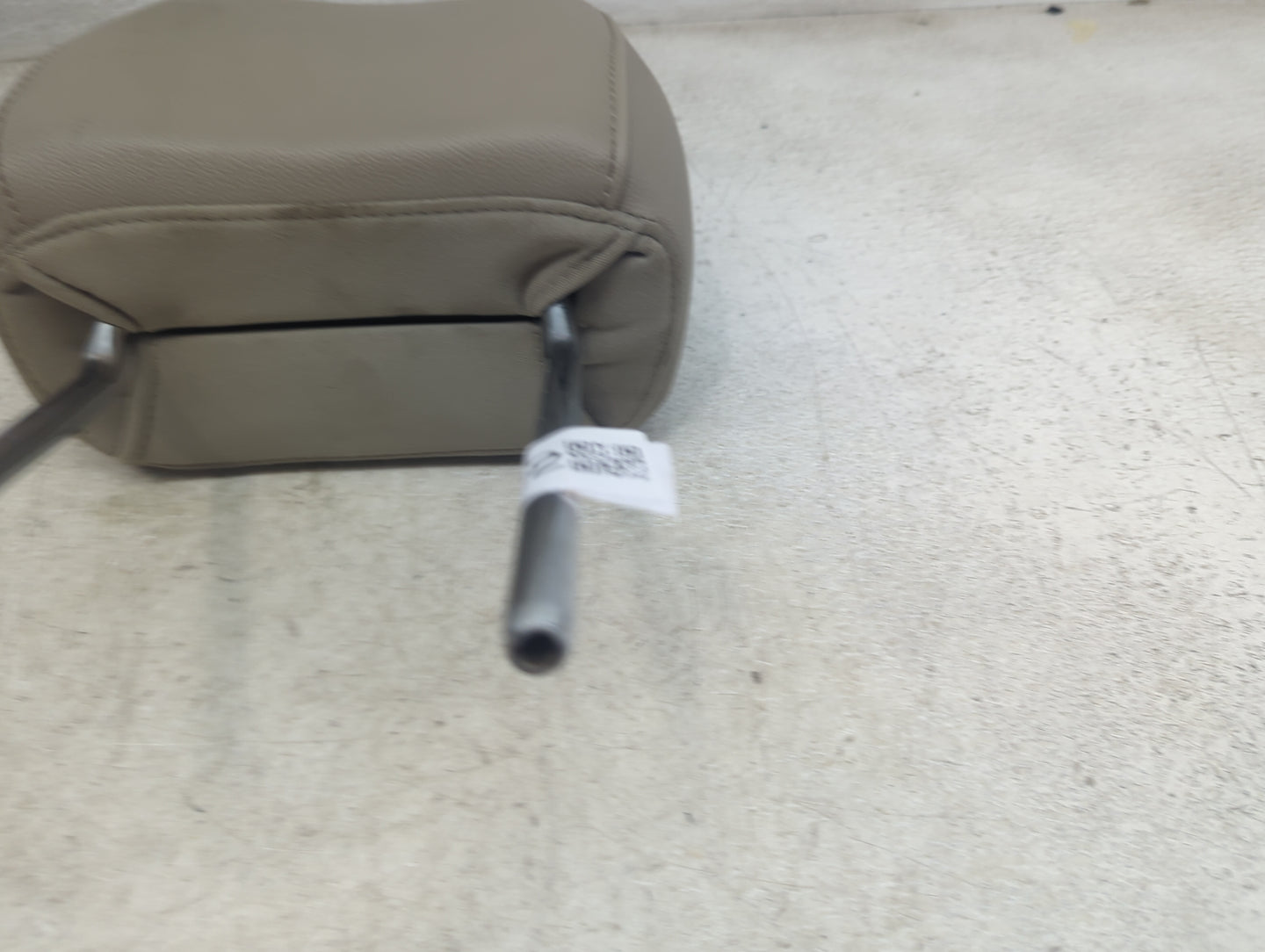 2013 Ford Escape Headrest Head Rest Front Driver Seat Beige - Oemusedautoparts1.com