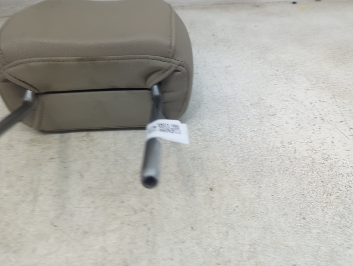 2013 Ford Escape Headrest Head Rest Front Driver Seat Beige - Oemusedautoparts1.com