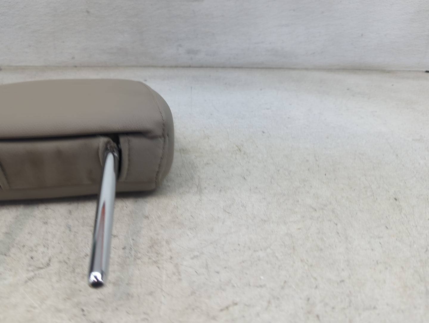 2013 Ford Escape Headrest Head Rest Rear Seat Fits OEM Used Auto Parts - Oemusedautoparts1.com