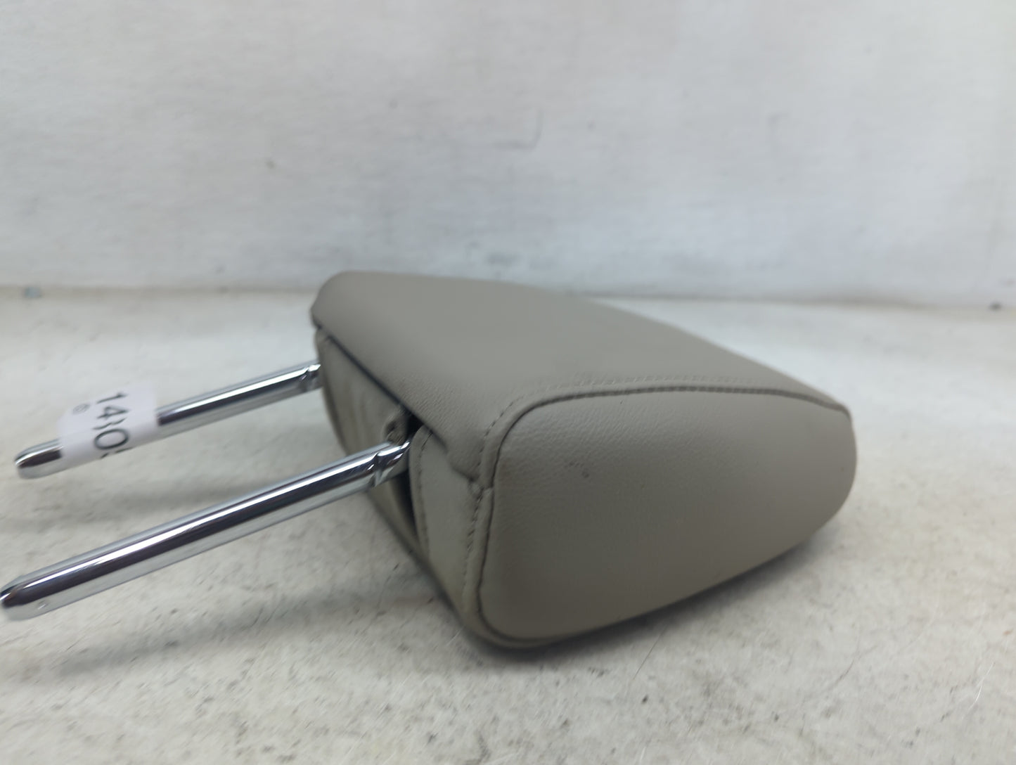 2013 Ford Escape Headrest Head Rest Rear Seat Fits OEM Used Auto Parts - Oemusedautoparts1.com