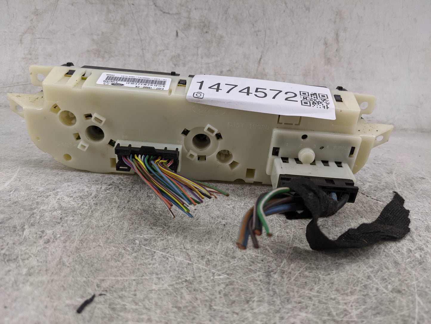2013-2016 Ford Escape Climate Control Module Temperature AC/Heater Replacement P/N:CJ5T-19980-CK CJ5T-19980 Fits OEM Used Au