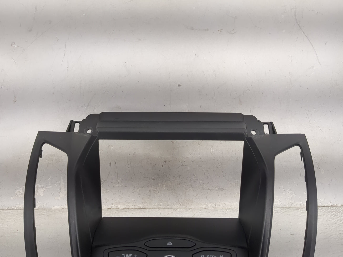 2013 Ford Escape Radio AM FM Cd Player Receiver Replacement P/N:ED3JR6-18835 ED3JR6-18868 Fits OEM Used Auto Parts - Oemused