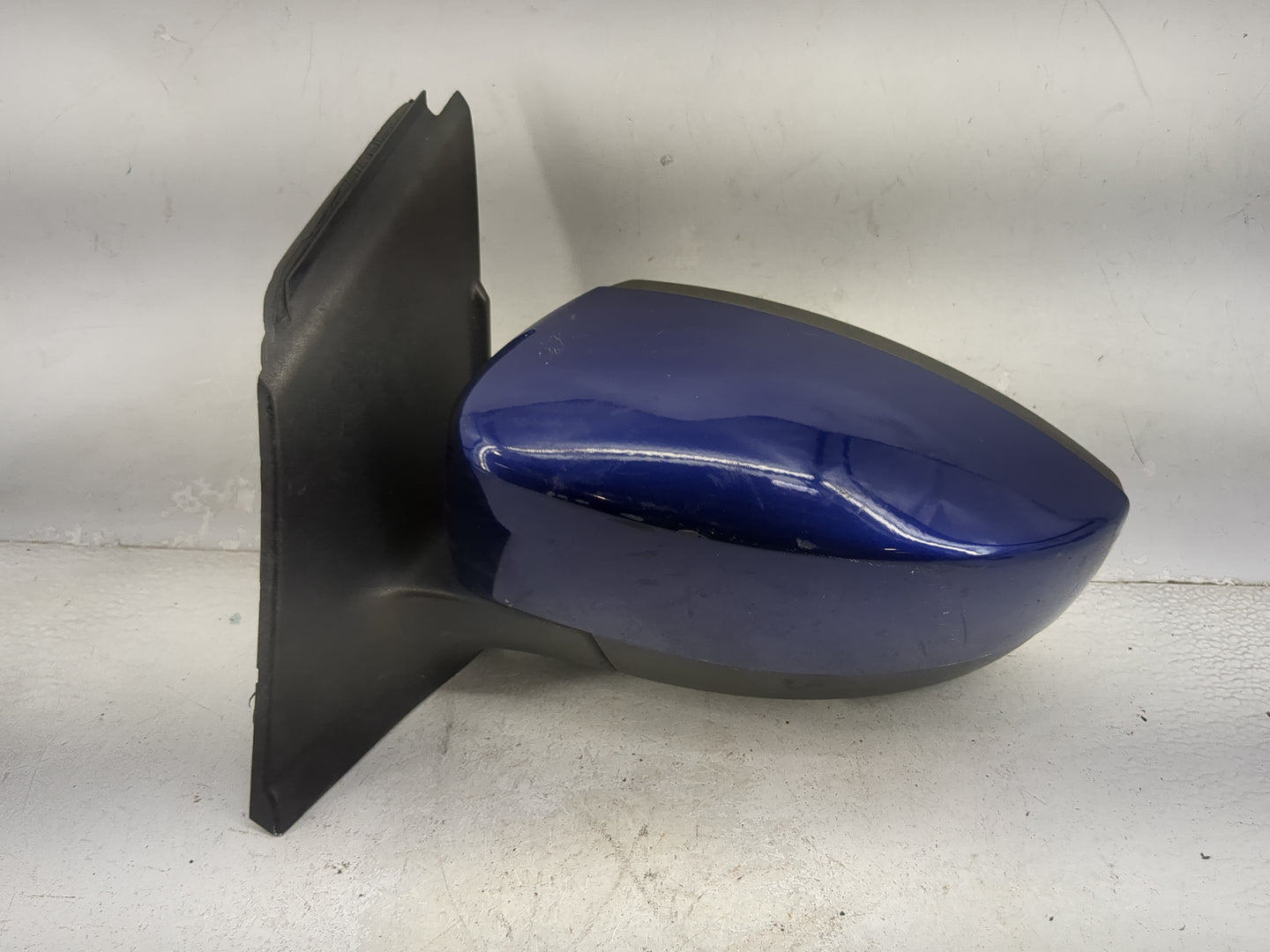 2013-2016 Ford Escape Driver Side View Mirror - Left Door Mirror OEM Used - Oemusedautoparts1.com