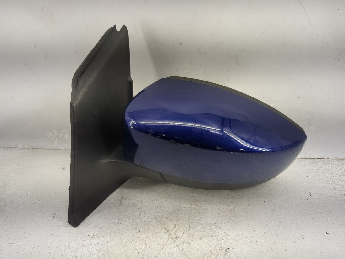 2013-2016 Ford Escape Driver Side View Mirror - Left Door Mirror OEM Used - Oemusedautoparts1.com