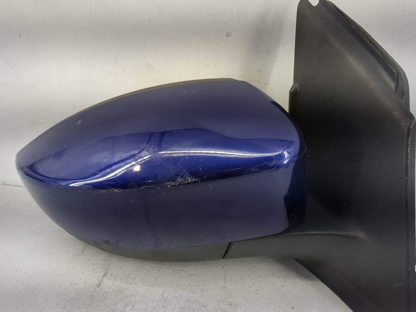 2013-2016 Ford Escape Passenger Side View Mirror - Right Door Mirror OEM Used - Oemusedautoparts1.com