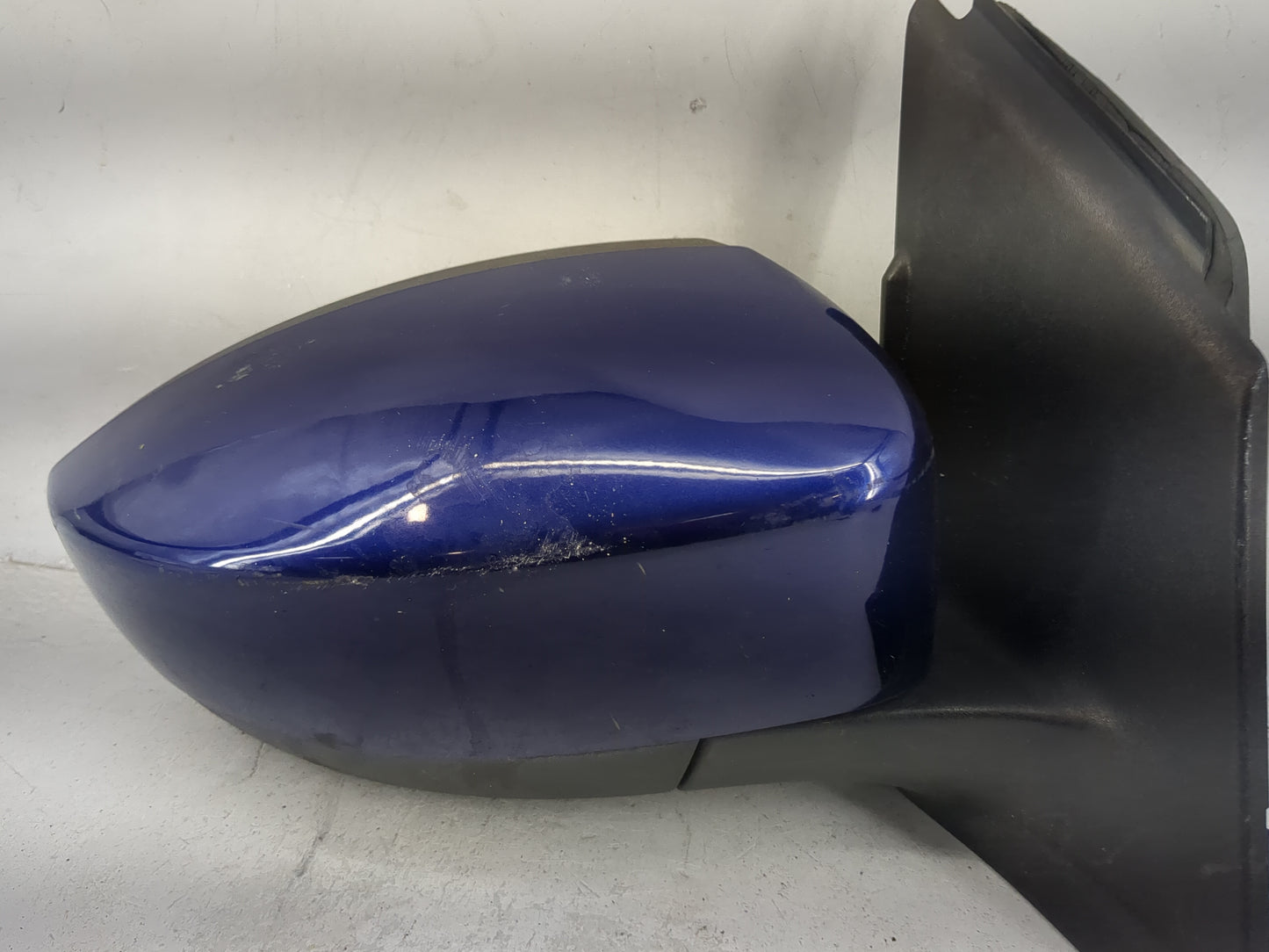 2013-2016 Ford Escape Passenger Side View Mirror - Right Door Mirror OEM Used - Oemusedautoparts1.com