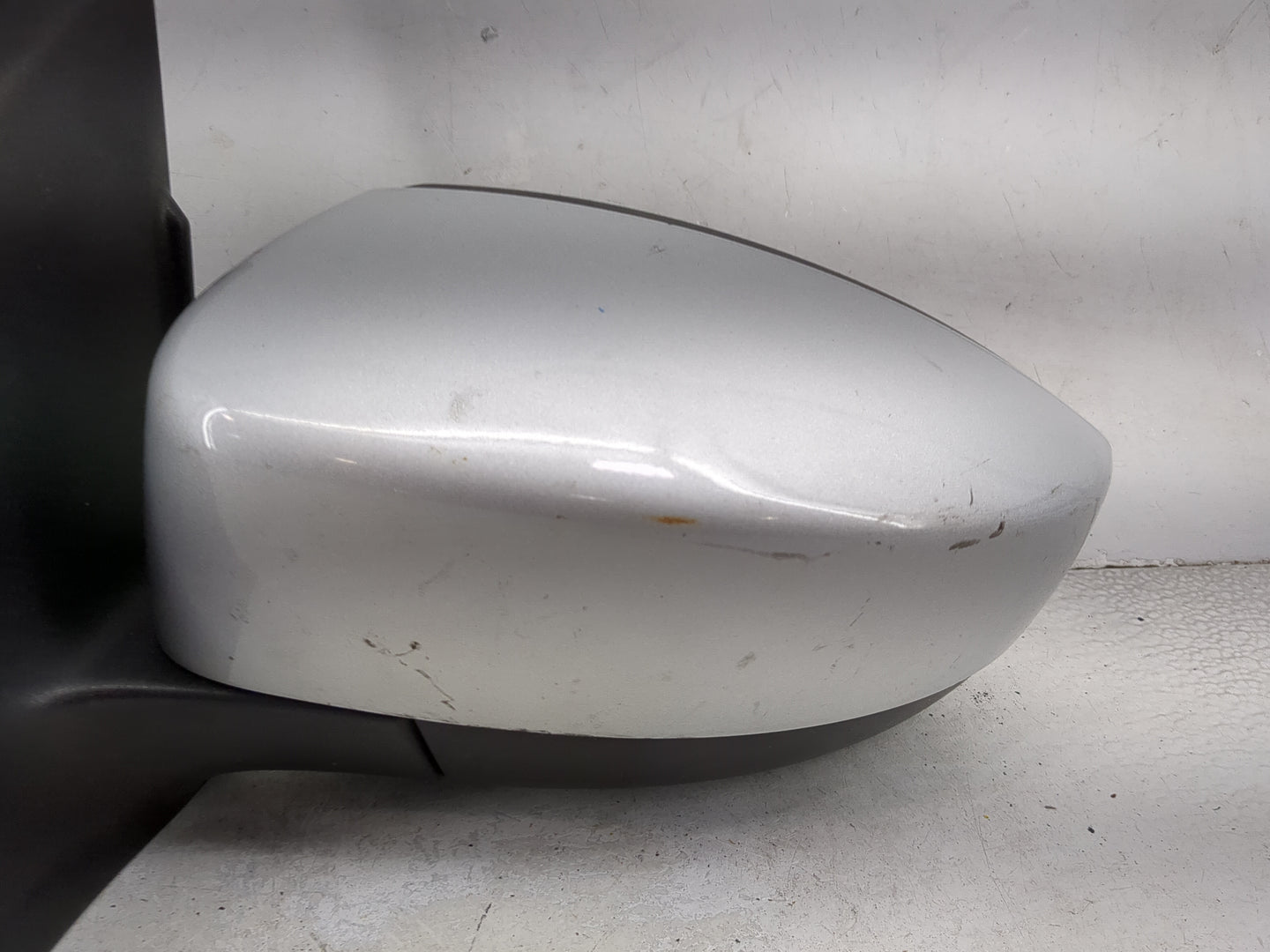 2013-2016 Ford Escape Passenger Side View Mirror - Right Door Mirror OEM Used - Oemusedautoparts1.com