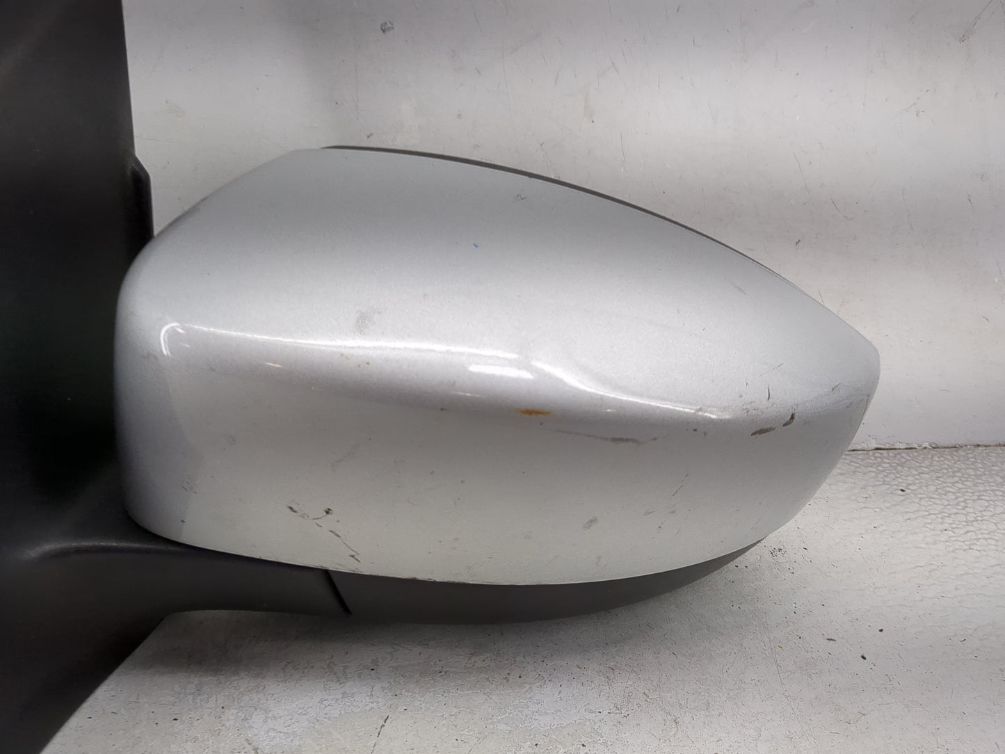 2013-2016 Ford Escape Passenger Side View Mirror - Right Door Mirror OEM Used - Oemusedautoparts1.com