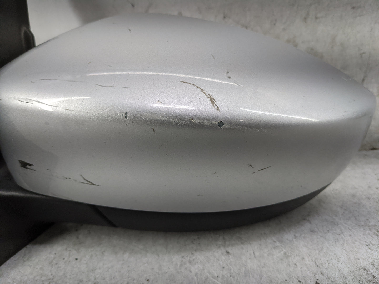 2013 Ford Escape Am Fm Cd Player Radio Receiver Ingot Silver - Oemusedautoparts1.com