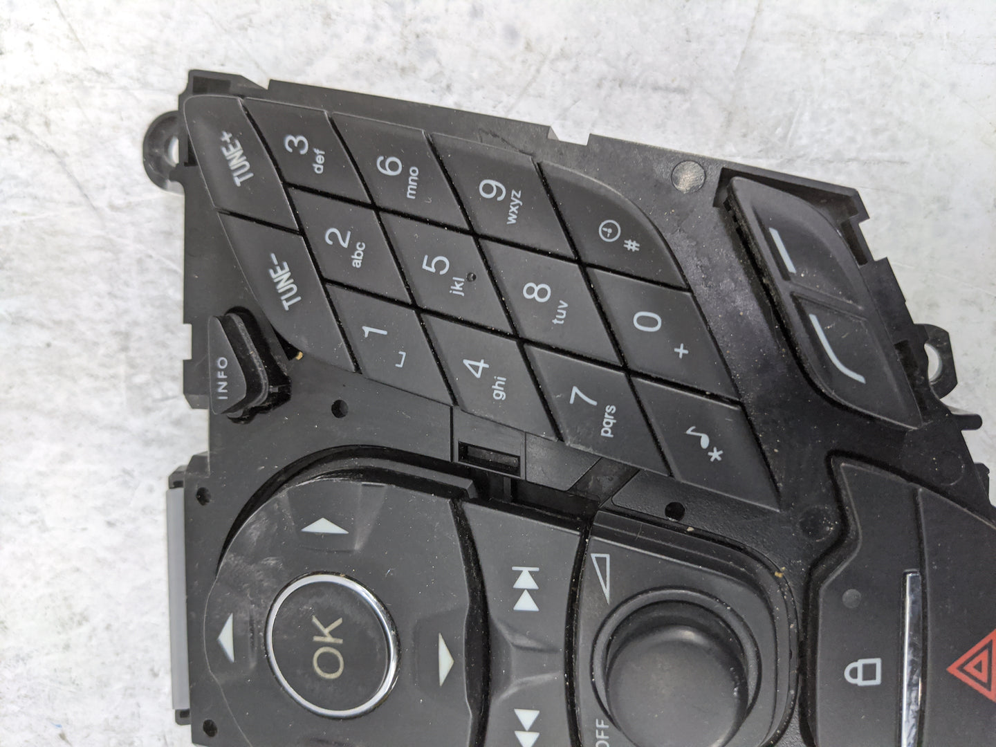 2013-2016 Ford Escape Radio Control Panel 1477667 - Oemusedautoparts1.com