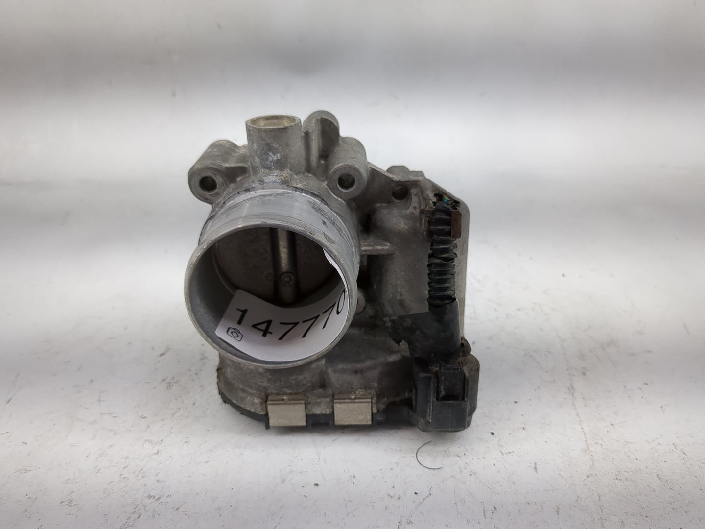 2013-2016 Ford Escape Throttle Body P/N:7S7G-9F991-CA 0280750535 Fits Fits 2013 2014 2015 2016 2017 2018 2019 OEM Used Auto 
