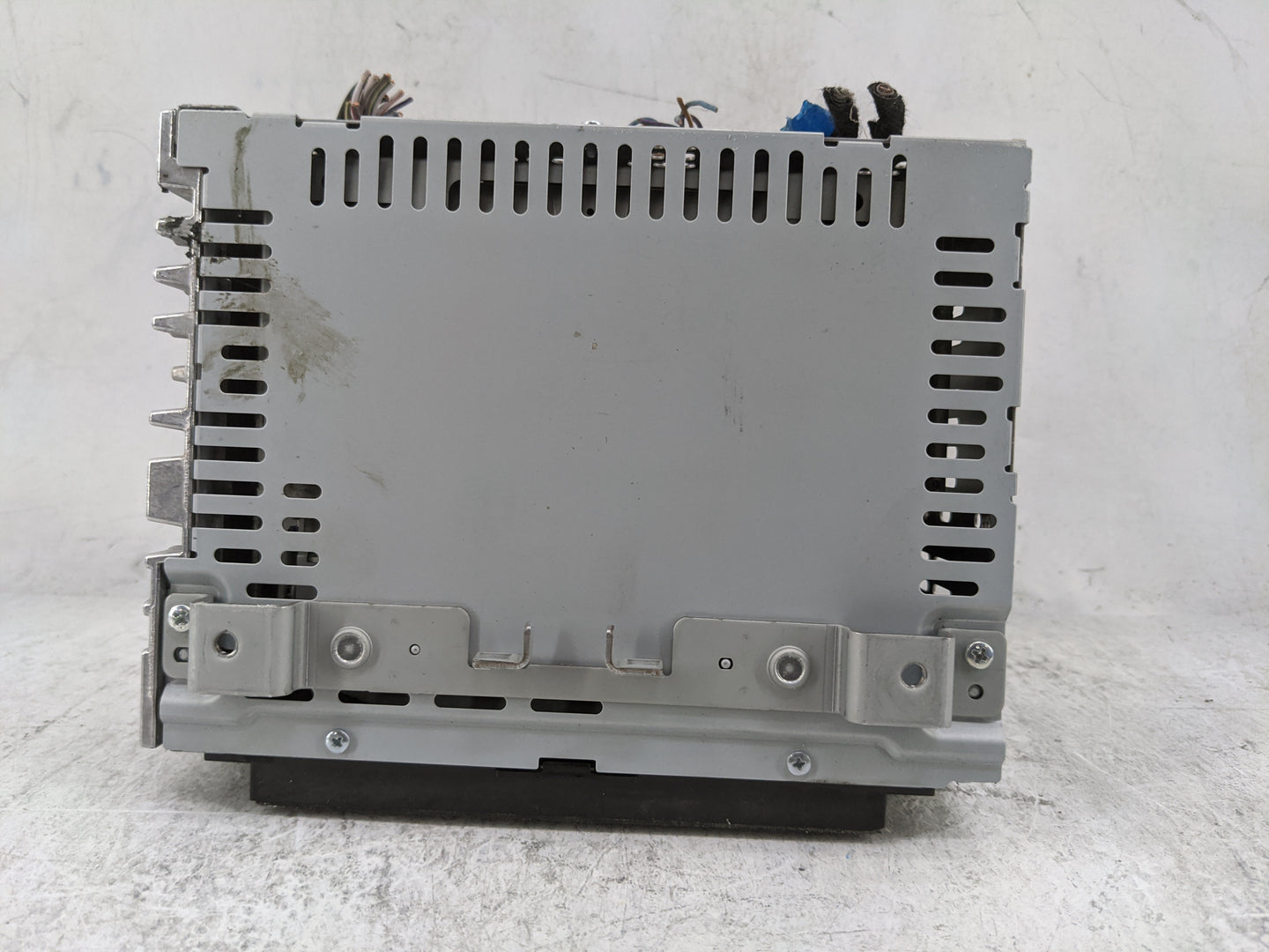2013-2015 Ford Escape Radio AM FM Cd Player Receiver Replacement P/N:CJ5T-19C107-BG Fits Fits 2013 2014 2015 OEM Used Auto P