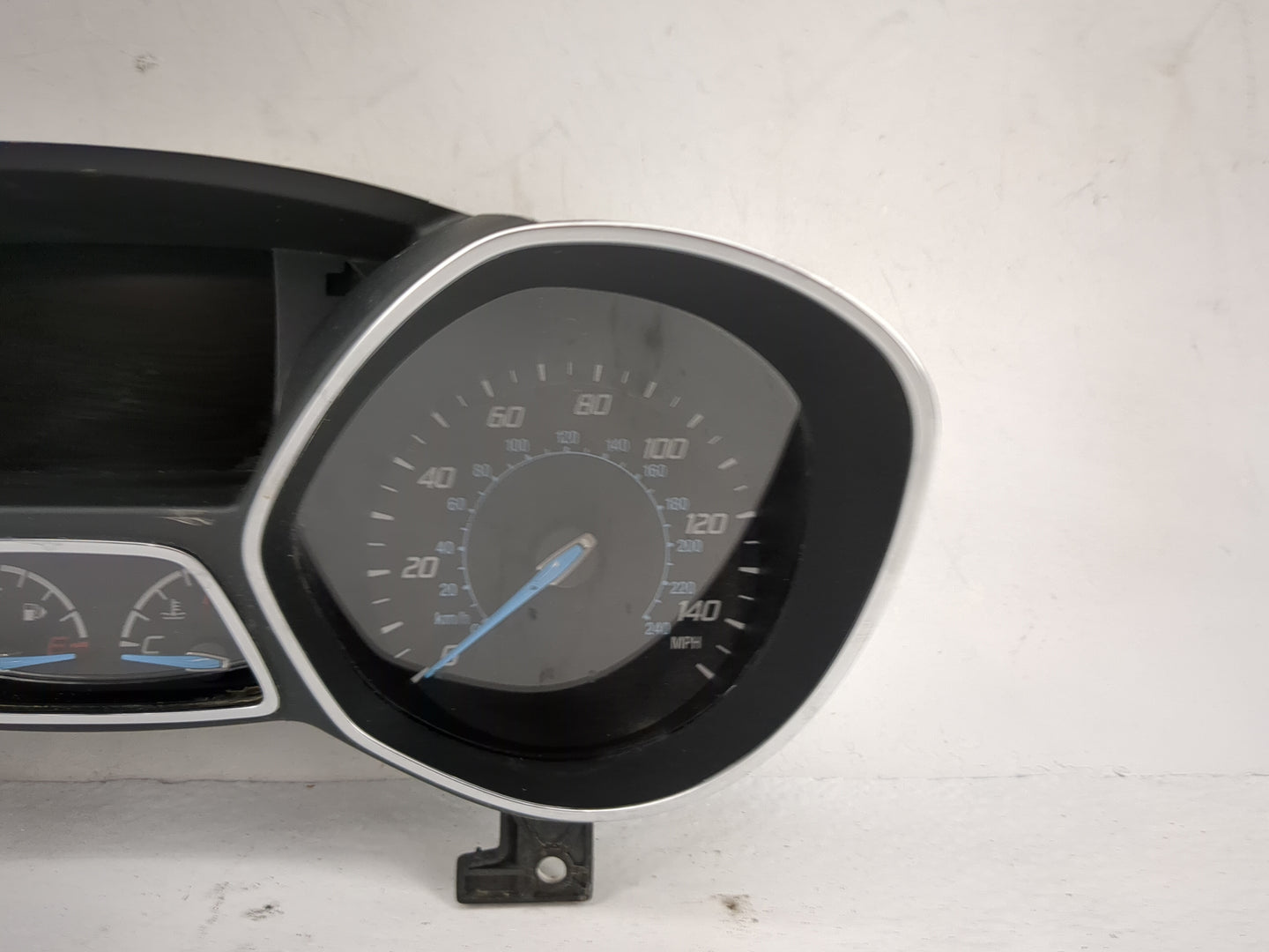 2013-2014 Ford Escape Instrument Cluster Speedometer Gauges P/N:VPCL8F-10894-B Miles: Fits Fits 2013 2014 OEM Used Auto Part