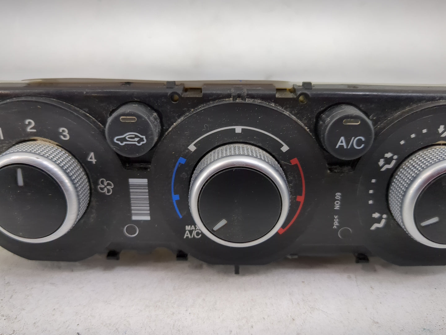 2013-2016 Ford Escape Climate Control Module Temperature AC/Heater Replacement P/N:CJ5T-19980-DD E1067439 Fits OEM Used Auto