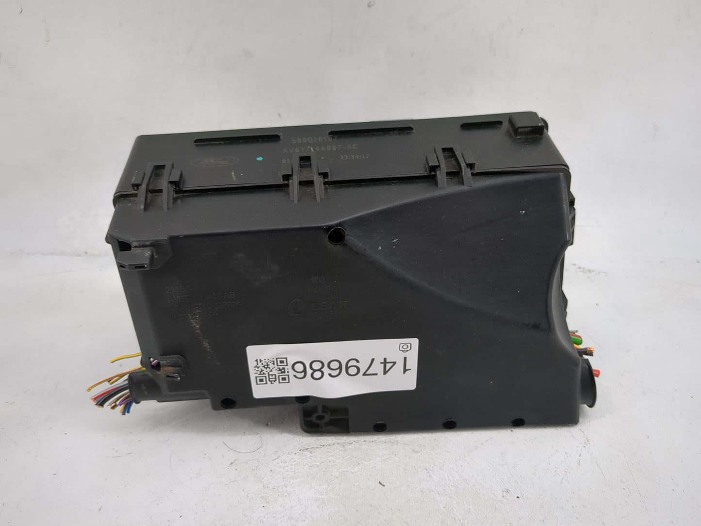 2013-2016 Ford Escape Fusebox Fuse Box Panel Relay Module P/N:AV6T-14A067-AC 5B0Q10107 Fits Fits 2013 2014 2015 2016 OEM Use