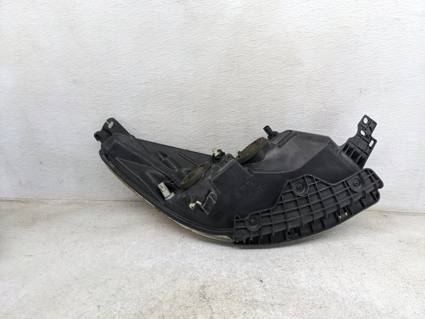 2013-2016 Ford Escape Driver Left Oem Head Light Headlight Lamp 1480515 - Oemusedautoparts1.com