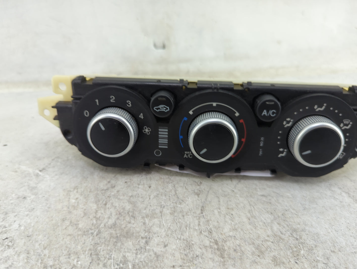 2013-2016 Ford Escape Climate Control Module Temperature AC/Heater Replacement P/N:CJ5T-19980-CF E1067439 Fits OEM Used Auto