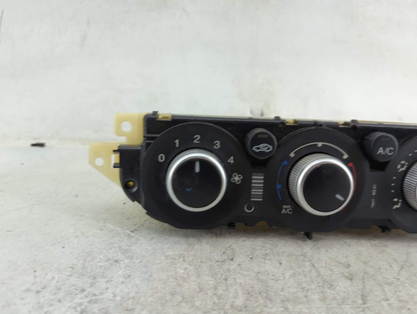 2013-2016 Ford Escape Climate Control Module Temperature AC/Heater Replacement P/N:CJ5T-19980-CH E1067439 Fits OEM Used Auto