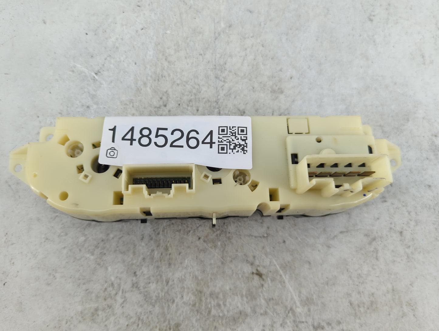 2013-2016 Ford Escape Climate Control Module Temperature AC/Heater Replacement P/N:CJ5T-19980-CH E1067439 Fits OEM Used Auto