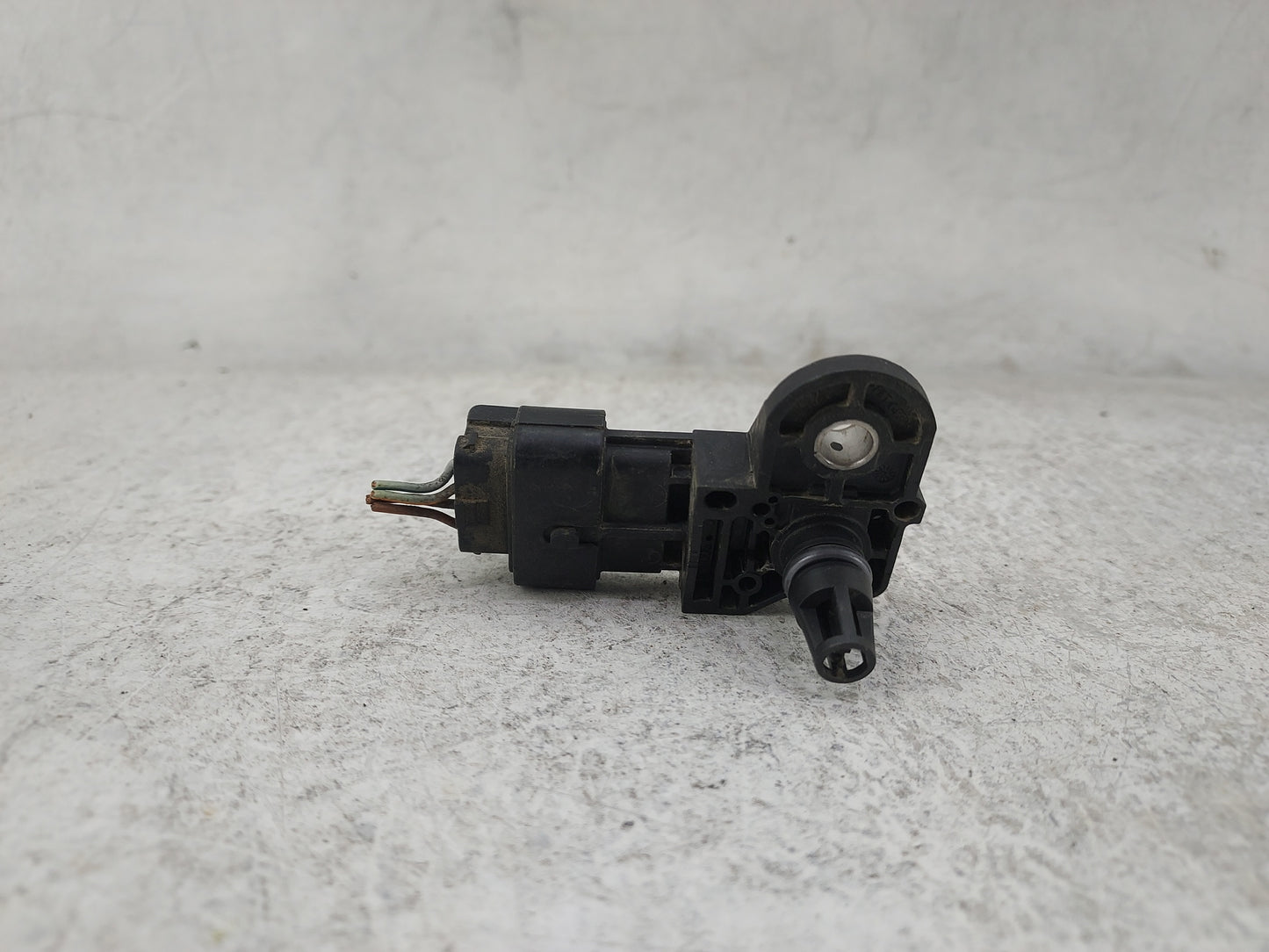 2013 Ford Escape Mass Air Flow Meter Maf 1486590 - Oemusedautoparts1.com