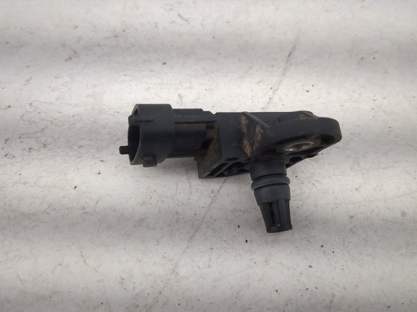 2013 Ford Escape Mass Air Flow Meter Maf 1487824 - Oemusedautoparts1.com