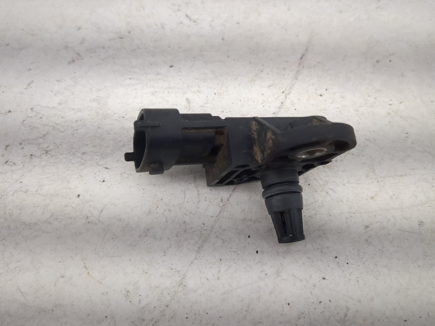 2013 Ford Escape Mass Air Flow Meter Maf 1487824 - Oemusedautoparts1.com
