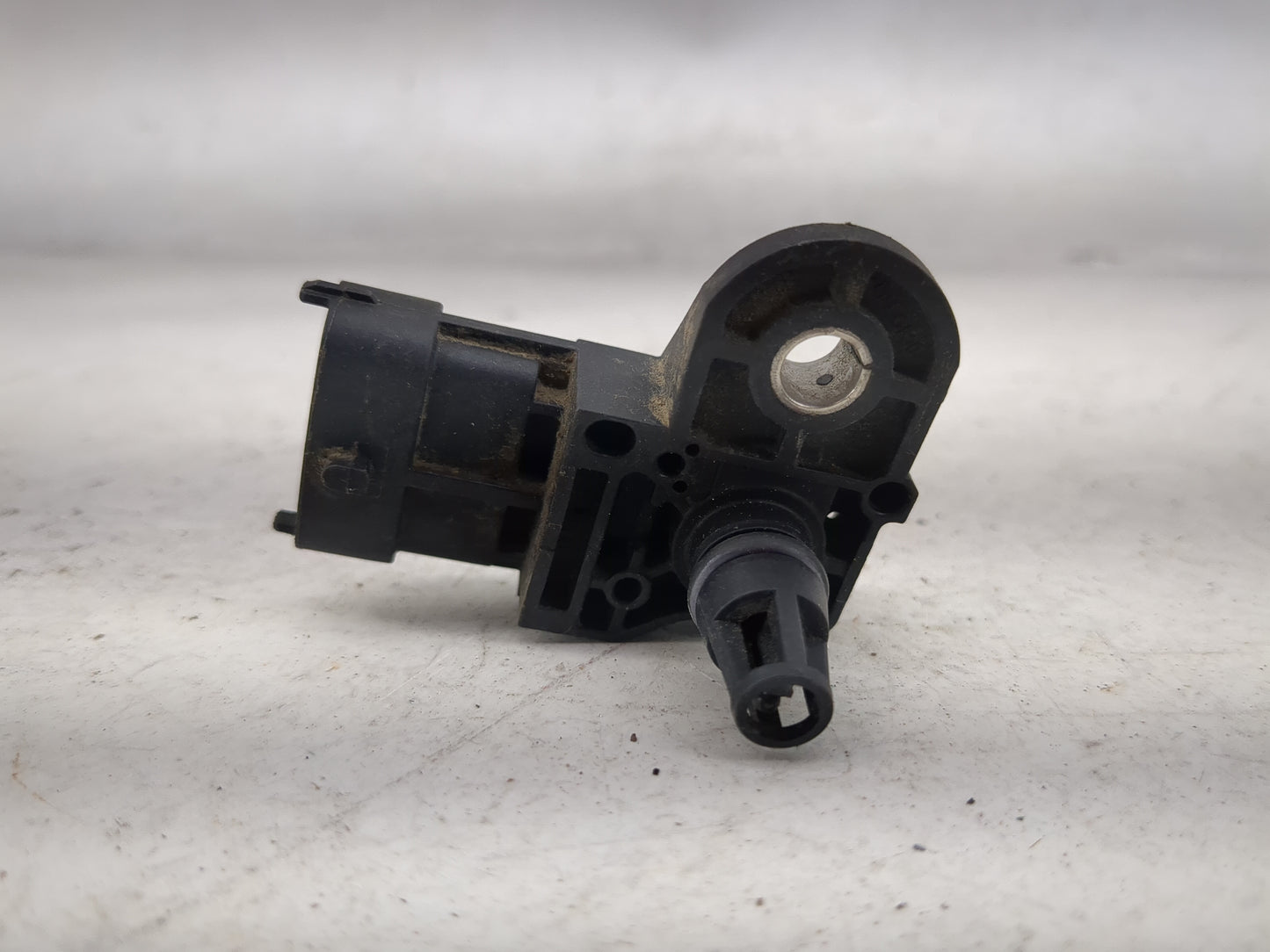 2013 Ford Escape Mass Air Flow Meter Maf 1487824 - Oemusedautoparts1.com