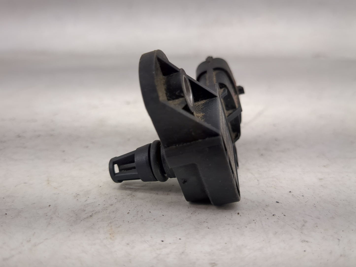 2013 Ford Escape Mass Air Flow Meter Maf 1487824 - Oemusedautoparts1.com