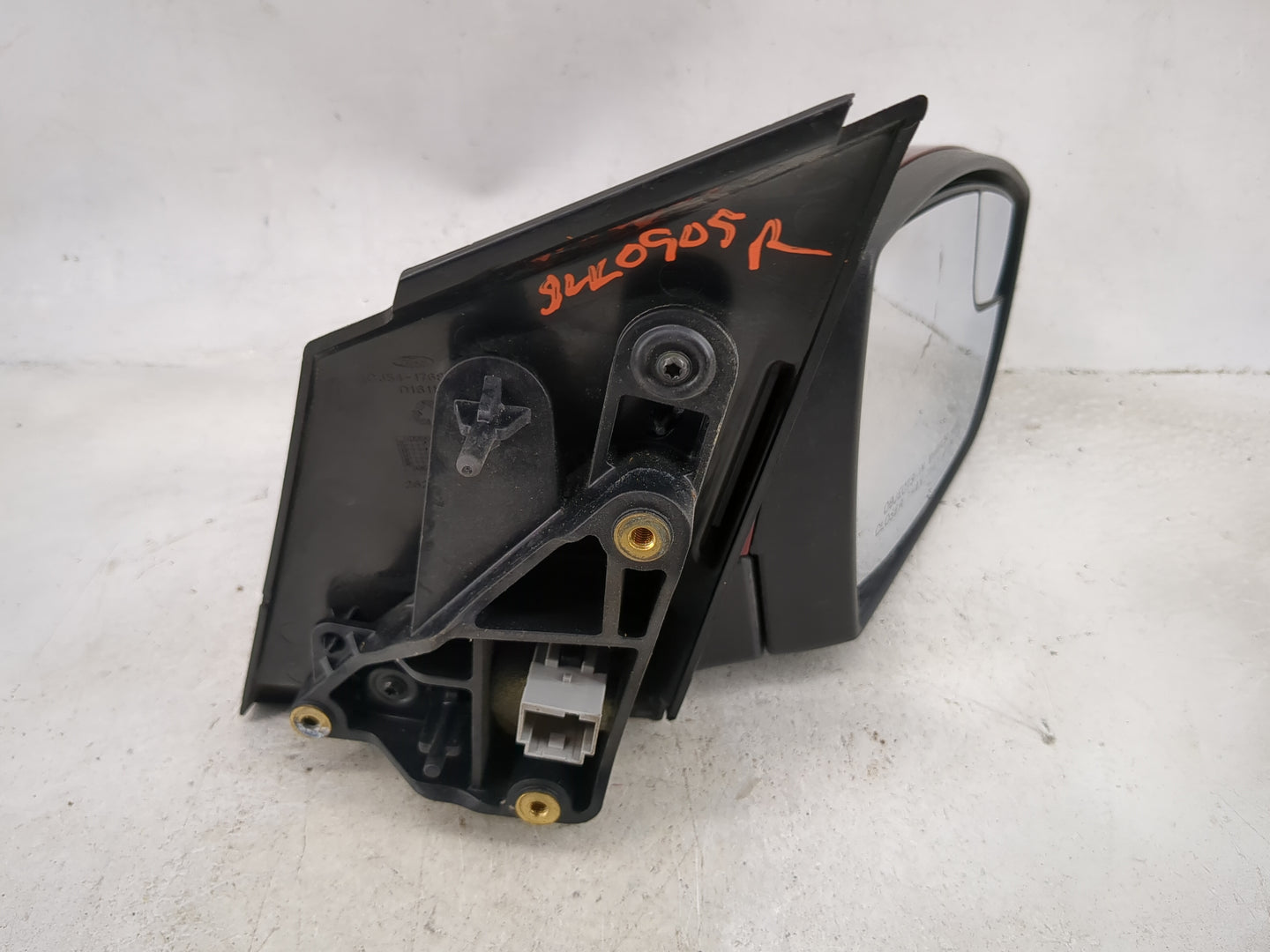 2013-2016 Ford Escape Passenger Side View Mirror - Right Door Mirror OEM Used - Oemusedautoparts1.com