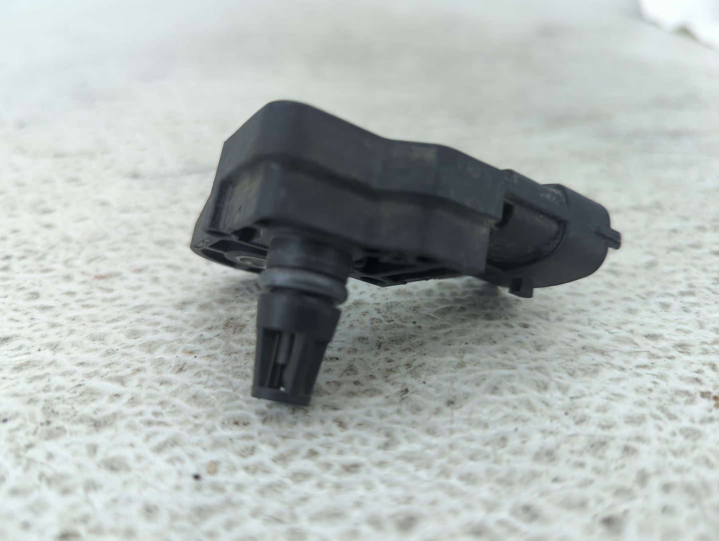 2013 Ford Escape Mass Air Flow Meter Maf 1489723 - Oemusedautoparts1.com