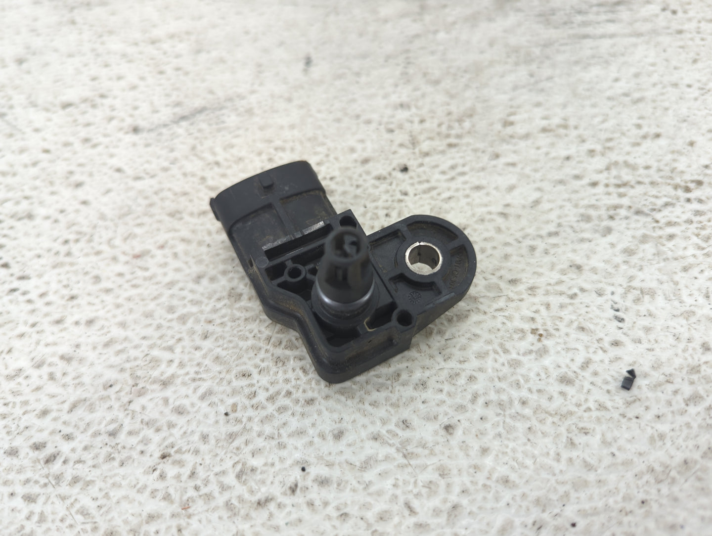 2013 Ford Escape Mass Air Flow Meter Maf 1489723 - Oemusedautoparts1.com