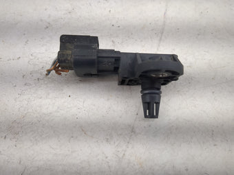 compare product 2013 Ford Escape Mass Air Flow Meter Maf 1489746