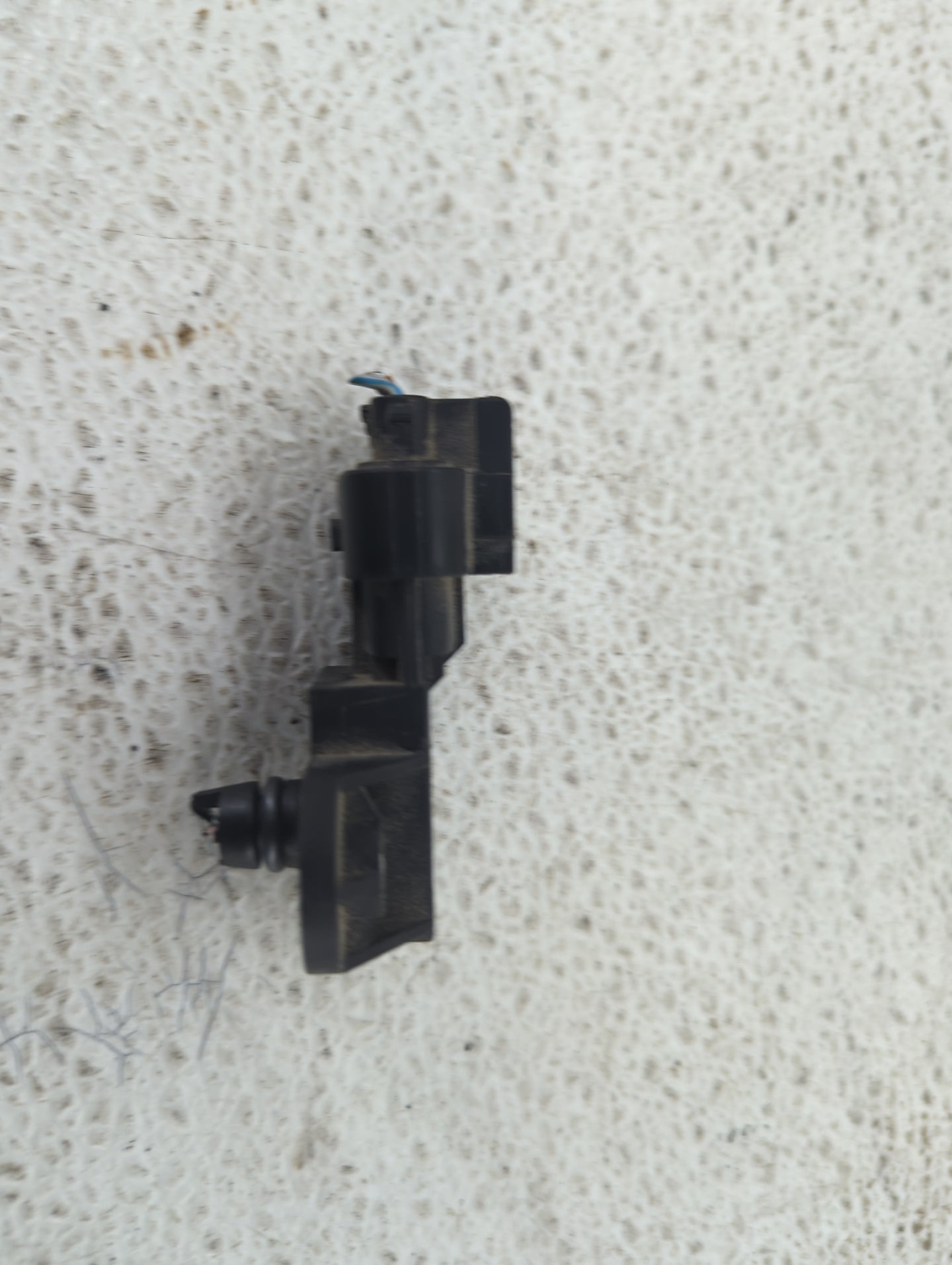 2013-2016 Ford Escape Mass Air Flow Meter Maf 1489809 - Oemusedautoparts1.com