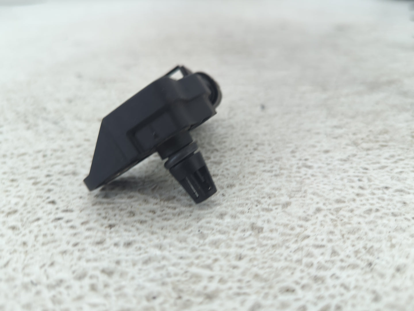 2013 Ford Escape Mass Air Flow Meter Maf 1489967 - Oemusedautoparts1.com