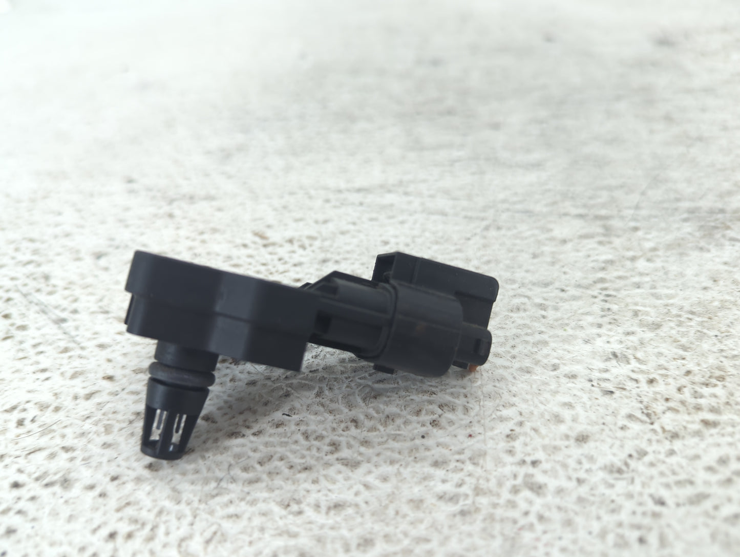 2013 Ford Escape Mass Air Flow Meter Maf 1489967 - Oemusedautoparts1.com
