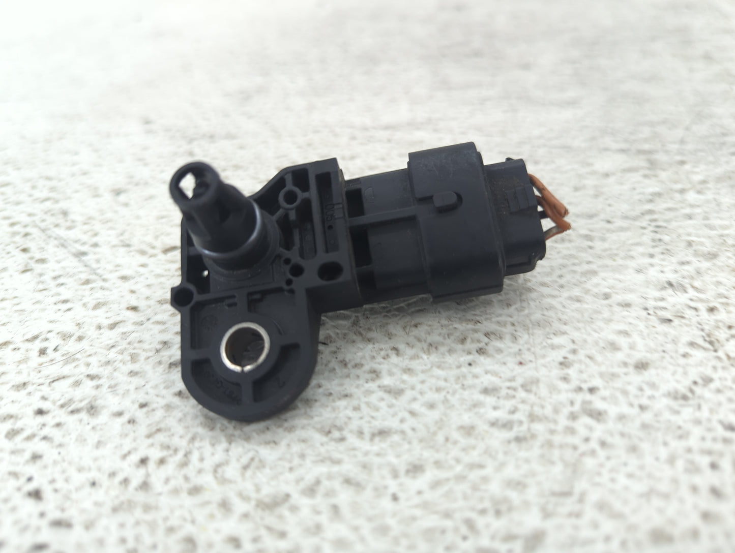 2013 Ford Escape Mass Air Flow Meter Maf 1489967 - Oemusedautoparts1.com