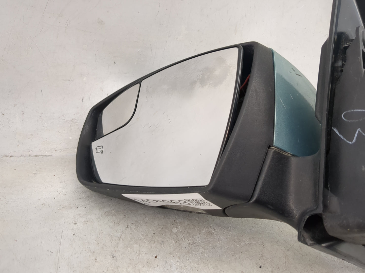 2013-2016 Ford Escape Driver Side View Mirror - Left Door Mirror OEM Used - Oemusedautoparts1.com