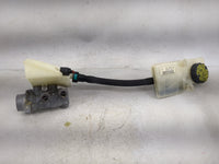 2013-2019 Ford Escape Brake Master Cylinder 1492460 - Oemusedautoparts1.com