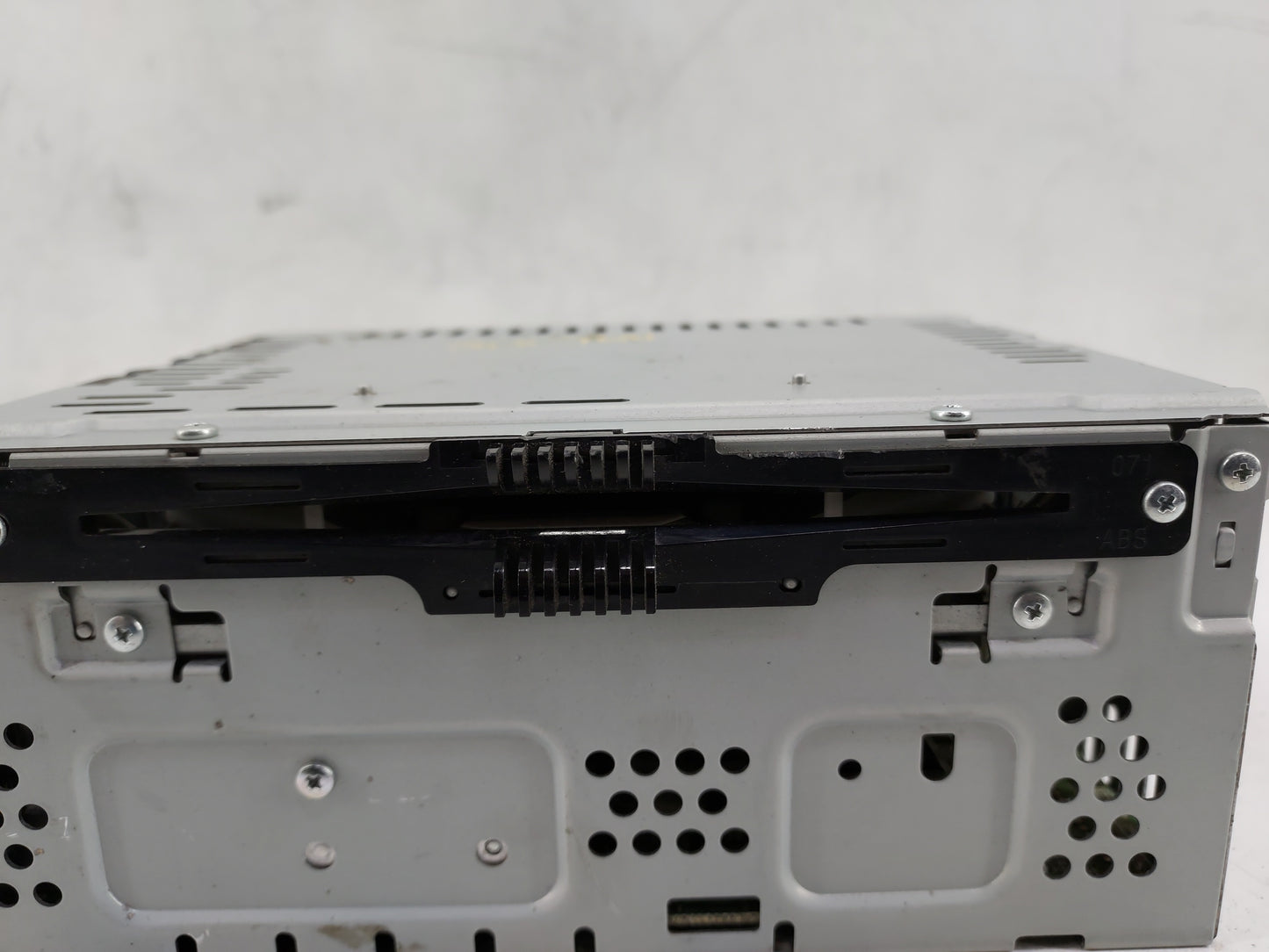 2013-2015 Ford Escape Radio AM FM Cd Player Receiver Replacement P/N:CJ5T-19C107-DE Fits Fits 2013 2014 2015 OEM Used Auto P