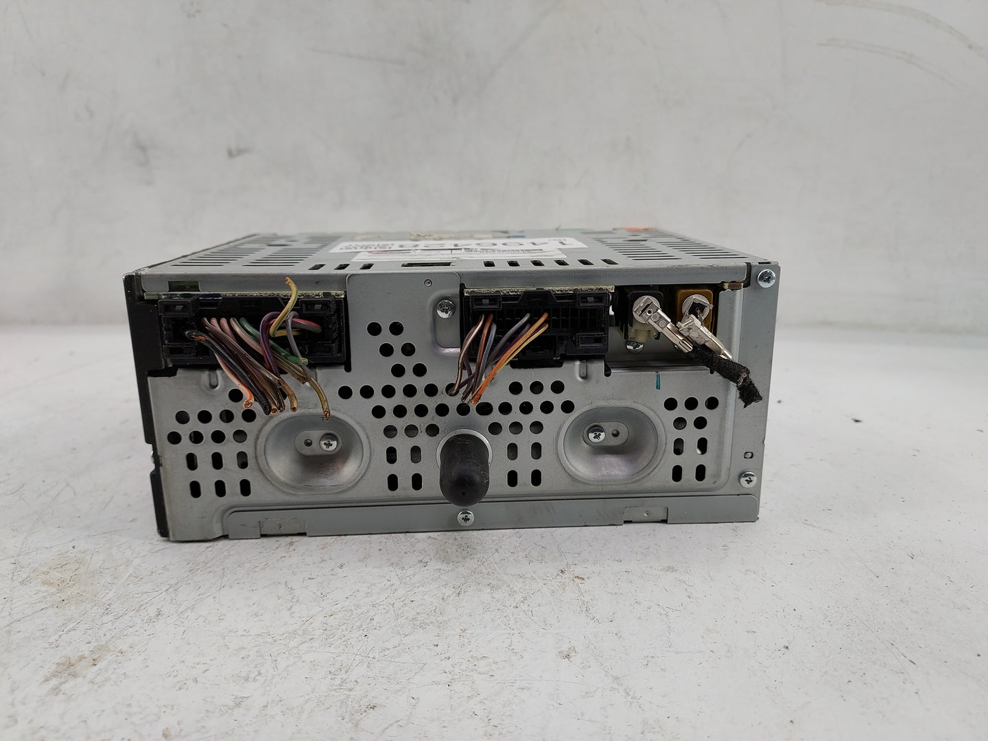 2013-2015 Ford Escape Radio AM FM Cd Player Receiver Replacement P/N:CJ5T-19C107-DE Fits Fits 2013 2014 2015 OEM Used Auto P
