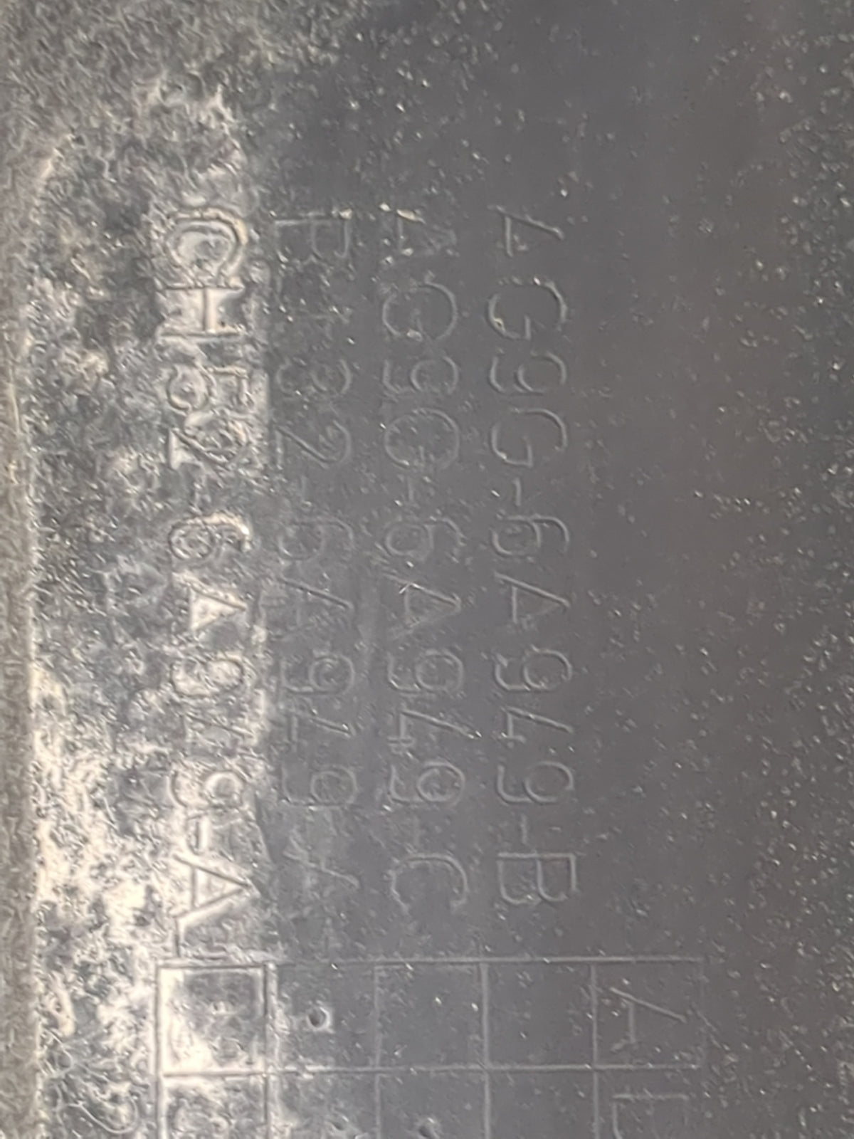 2013 Ford Escape Engine Cover 1518633 - Oemusedautoparts1.com