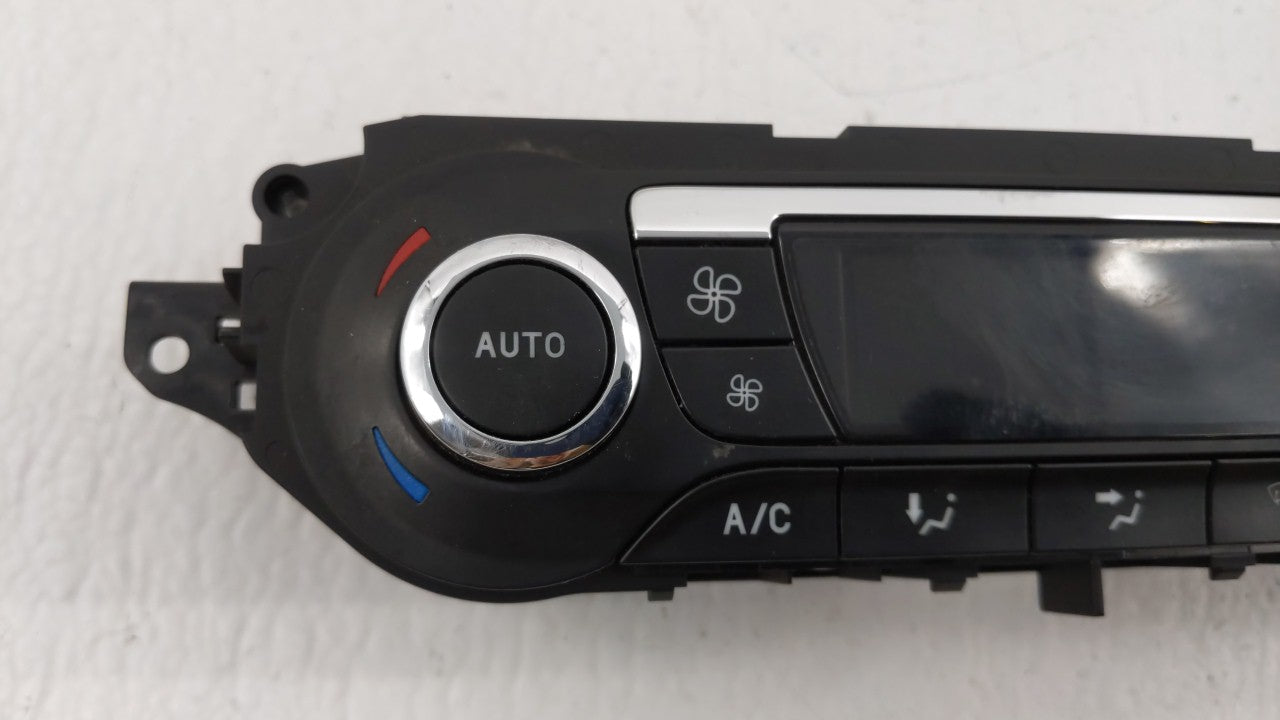 2013 Ford Escape Climate Control Module Temperature AC/Heater Replacement P/N:CJ5T-18C612-AE Fits OEM Used Auto Parts - Oemu