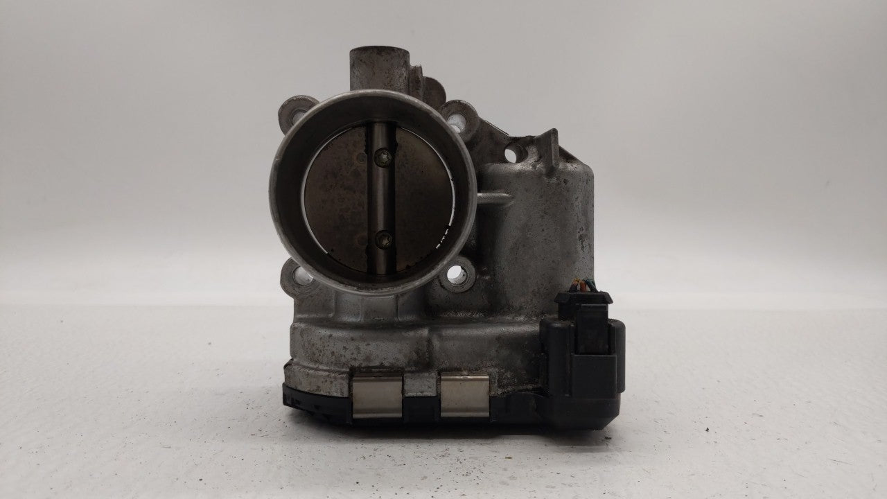 2013-2016 Ford Escape Throttle Body P/N:7S7G-9F991-CA Fits Fits 2013 2014 2015 2016 2017 2018 2019 OEM Used Auto Parts - Oem