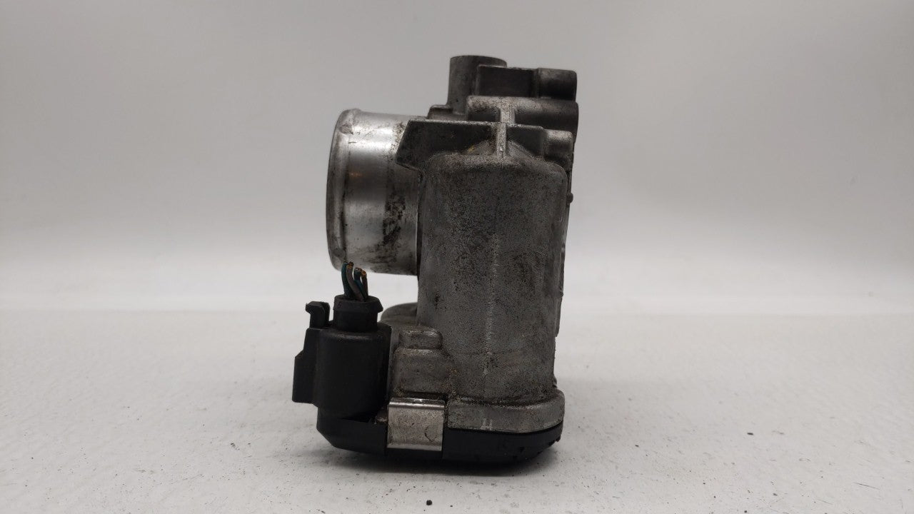 2013-2016 Ford Escape Throttle Body P/N:7S7G-9F991-CA Fits Fits 2013 2014 2015 2016 2017 2018 2019 OEM Used Auto Parts - Oem