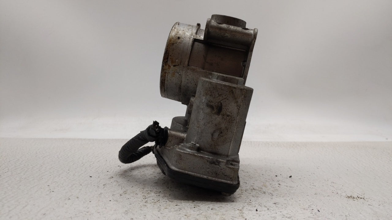 2013-2019 Ford Escape Throttle Body P/N:DS7E-9F991-AK DS7E-9F991-AD Fits Fits 2013 2014 2015 2016 2017 2018 2019 2020 OEM Us