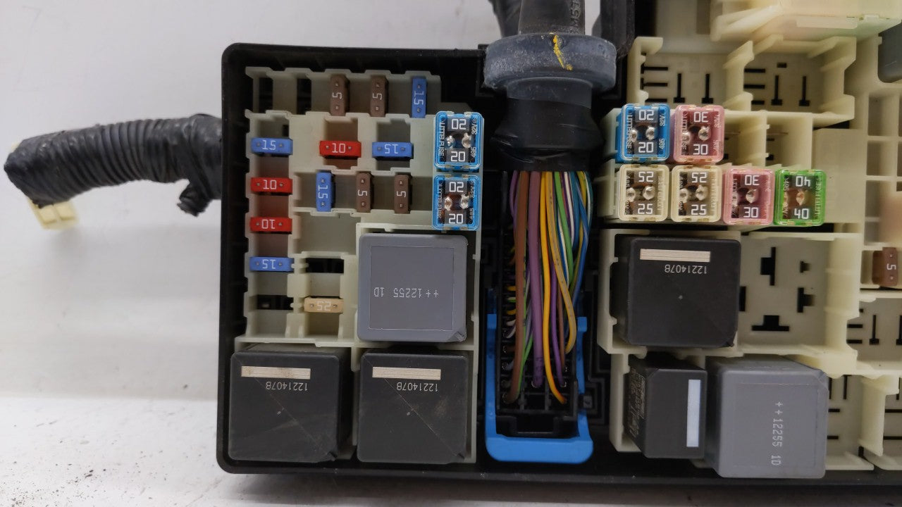 2013-2016 Ford Escape Fusebox Fuse Box Panel Relay Module P/N:AV6T-14A142-AB AV6T-14A067-AD Fits Fits 2013 2014 2015 2016 OE